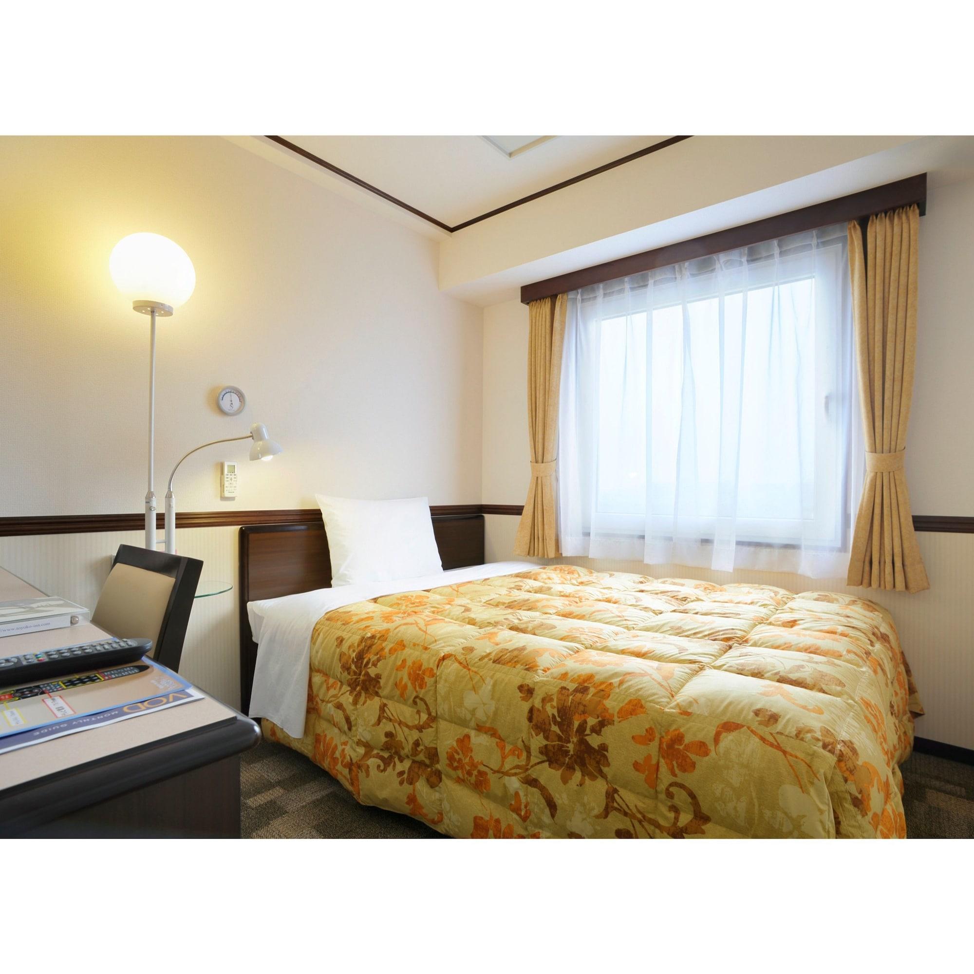 Toyoko Inn Tokyo Eki Shin Ohashi Mae Buitenkant foto