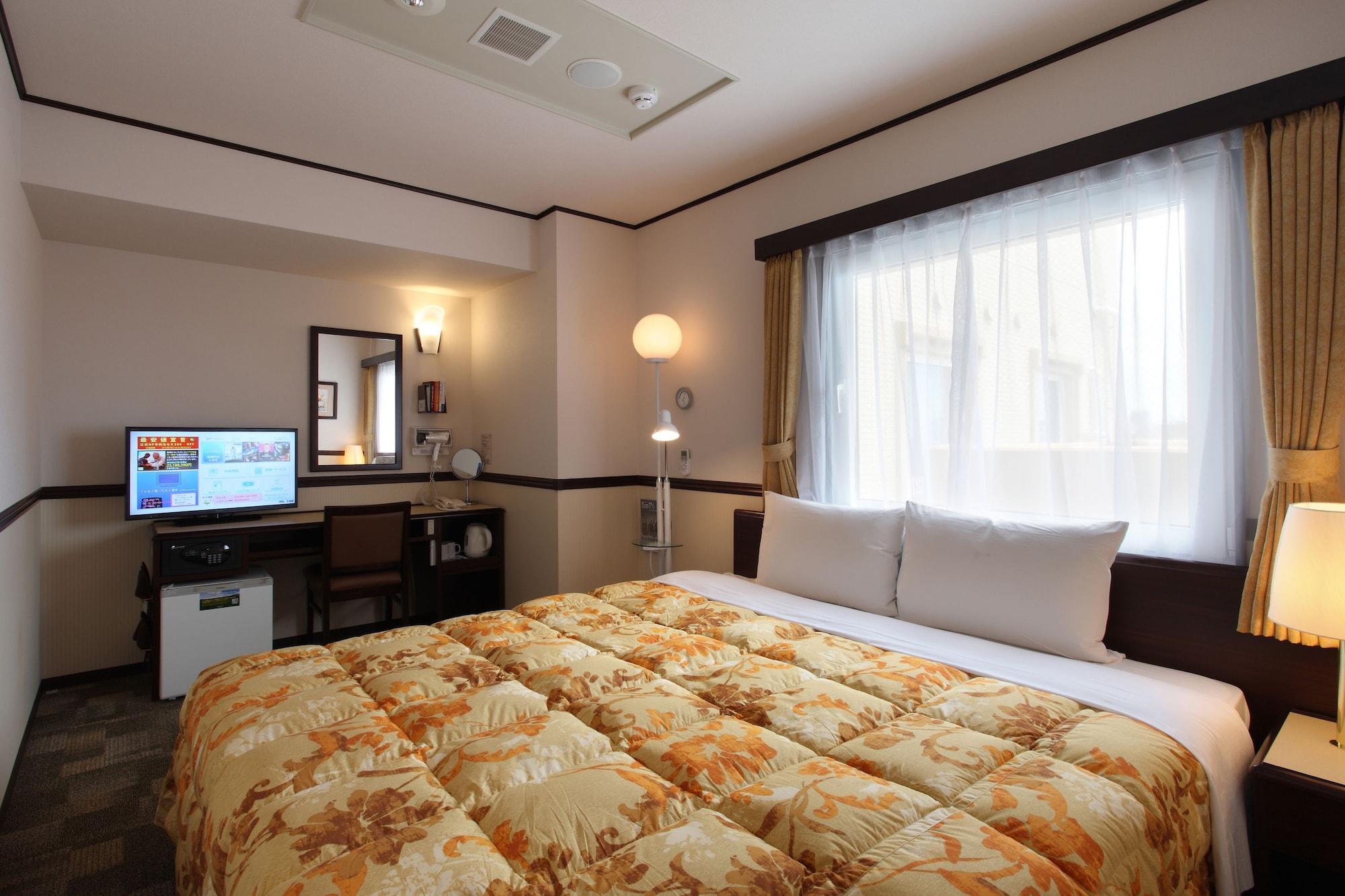 Toyoko Inn Tokyo Eki Shin Ohashi Mae Buitenkant foto