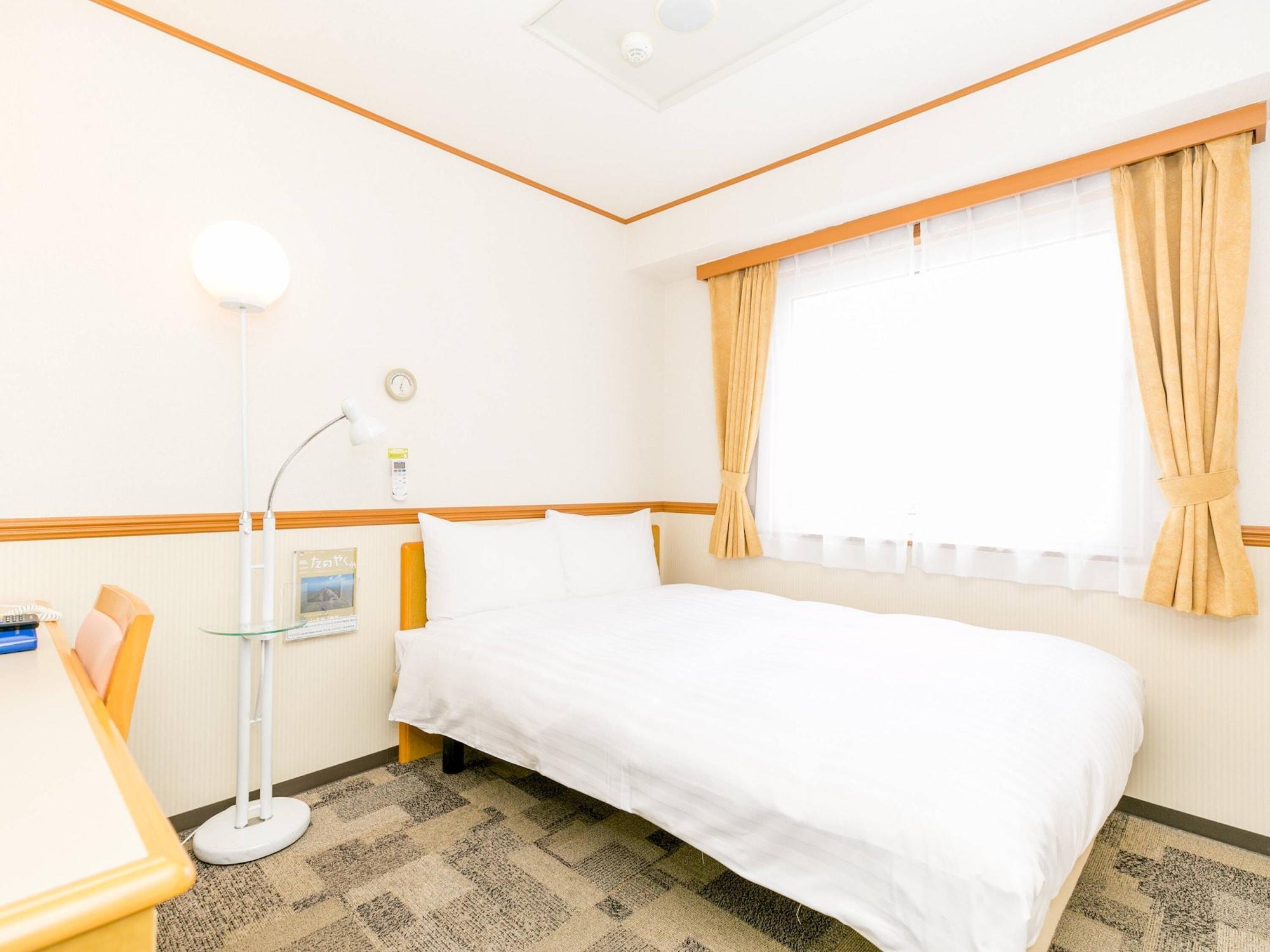 Toyoko Inn Tokyo Eki Shin Ohashi Mae Buitenkant foto