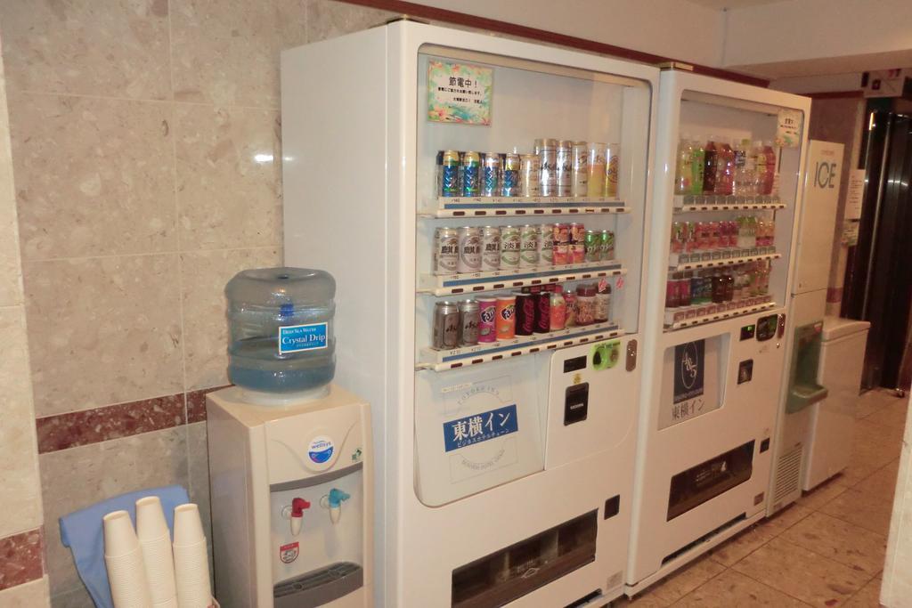 Toyoko Inn Tokyo Eki Shin Ohashi Mae Buitenkant foto